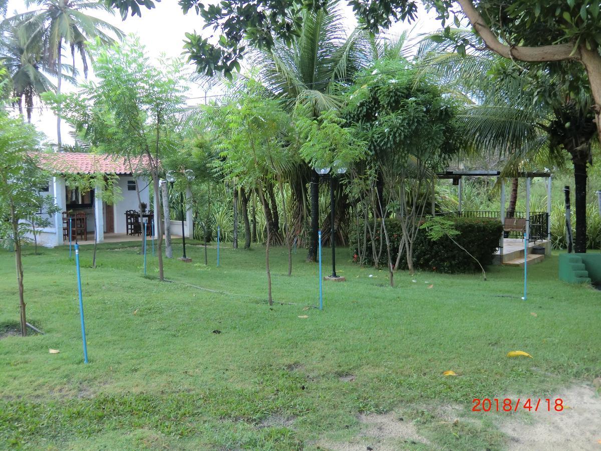 Pousada Yuste Beach Farm Paracuru Esterno foto
